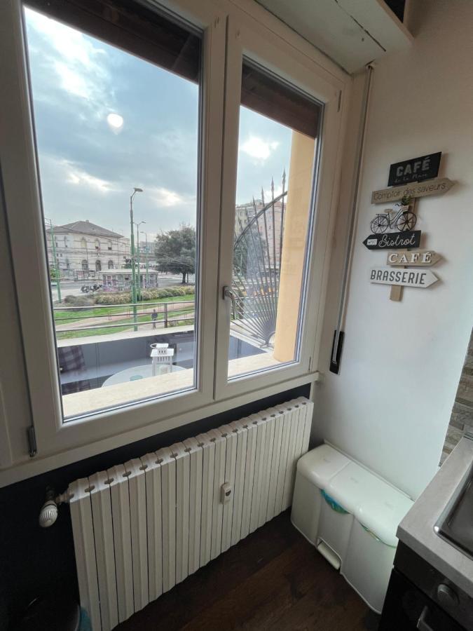 Citta Studi Apartment - Front Metro Lambrate Милано Екстериор снимка